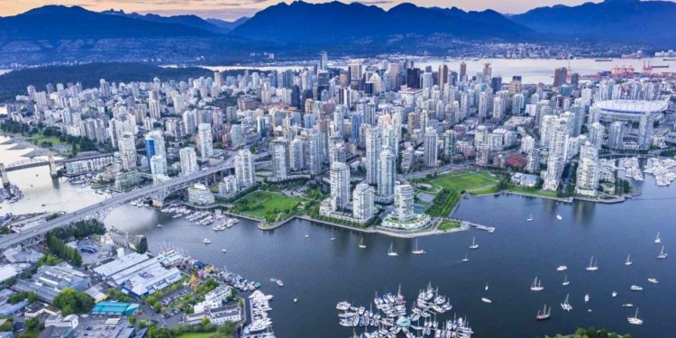Which City is Best for PR in Canada