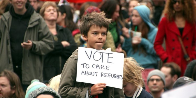 📉Canada’s Refugee Claims Drop by 40% In Jan 2025! Is Canada Closing Its Doors?❌